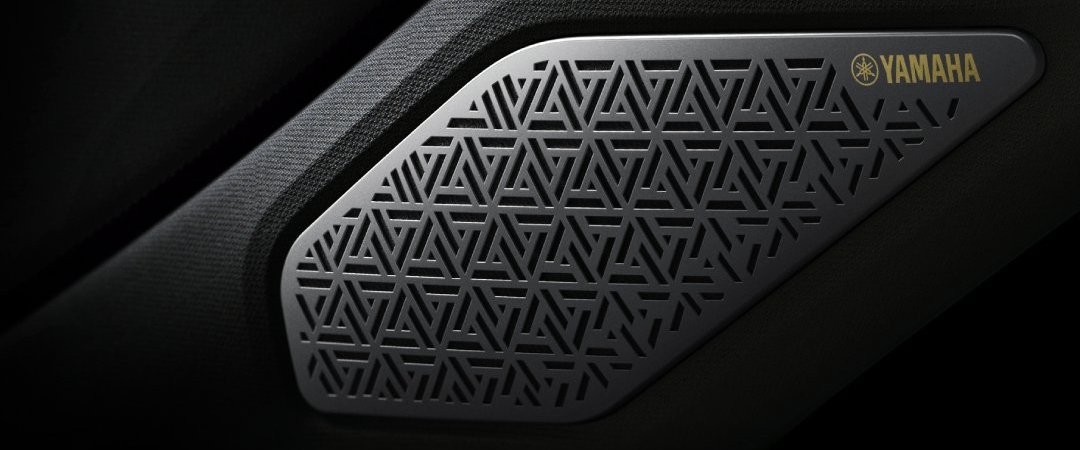 Nové Mitsubishi OUTLANDER PHEV - interiér pokračování