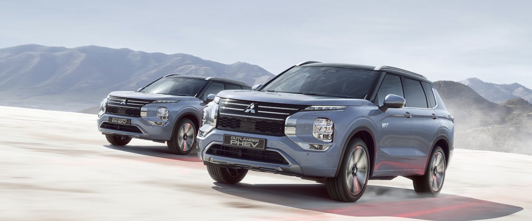 Nové Mitsubishi OUTLANDER PHEV 4X4 - dokolaný jízdní zážitek Nové Mitsubishi OUTLANDER PHEV 4X4 - dokolaný jízdní zážitek