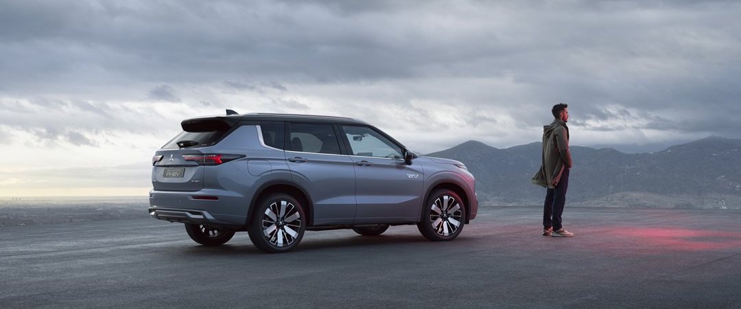 Nové Mitsubishi OUTLANDER PHEV - jízda pokračování