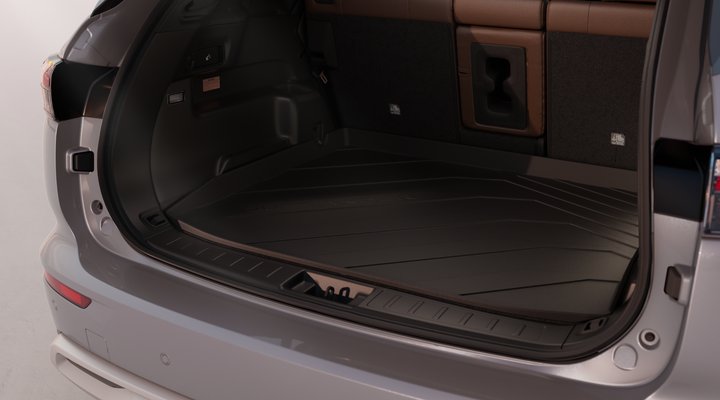Nové Mitsubishi OUTLANDER PHEV - vana zavazadlového prostoru Nové Mitsubishi OUTLANDER PHEV - vana zavazadlového prostoru