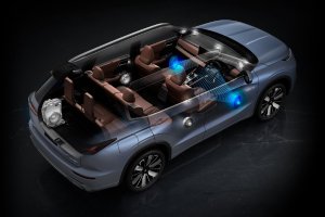 Nové Mitsubishi OUTLANDER PHEV - 2 basové reproduktory vpředu