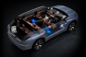 Nové Mitsubishi OUTLANDER PHEV - 2 basové reproduktory vzadu